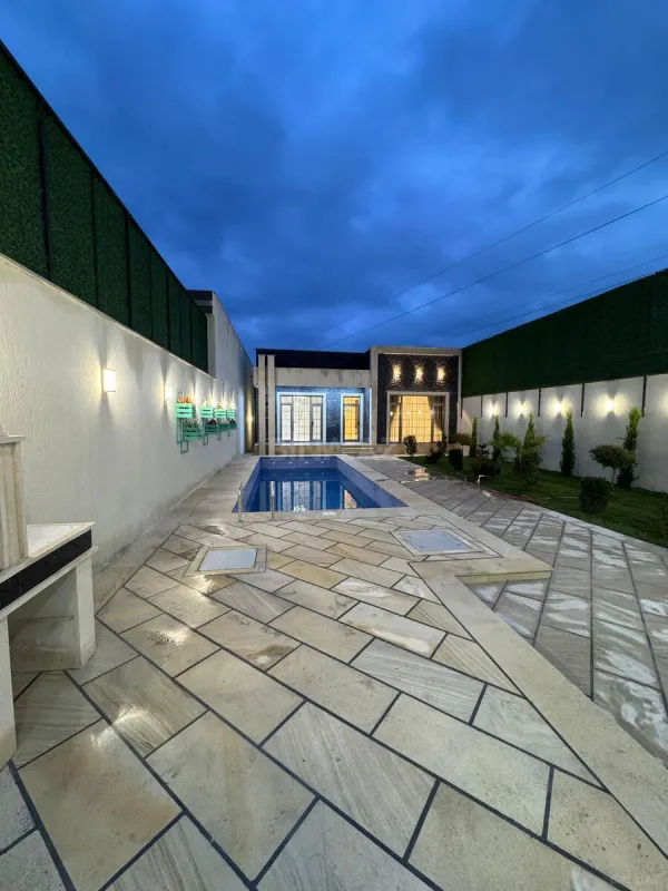 Satılır 4 otaqlı həyət evi 180 m²