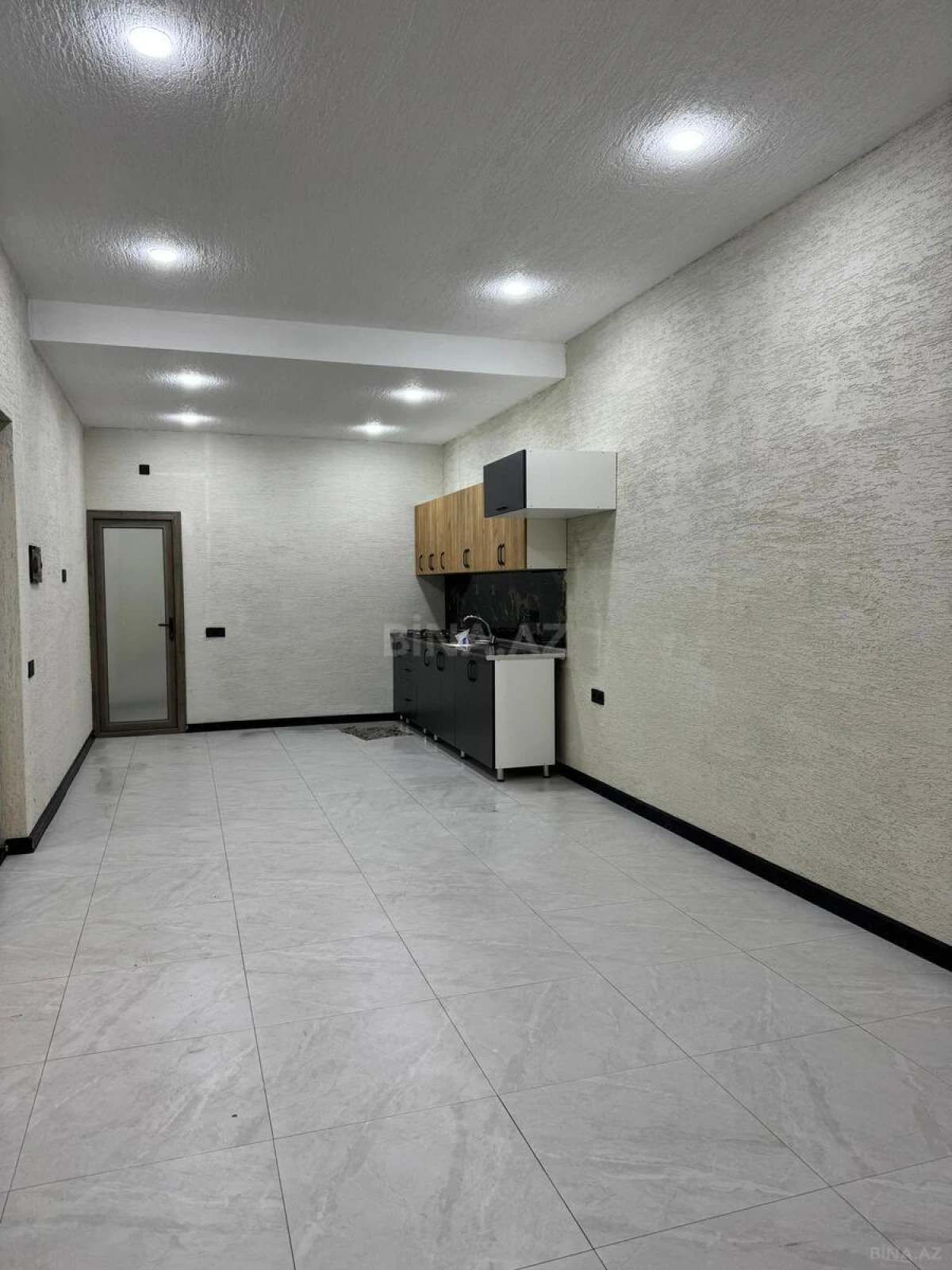 Satılır 4 otaqlı həyət evi 180 m²