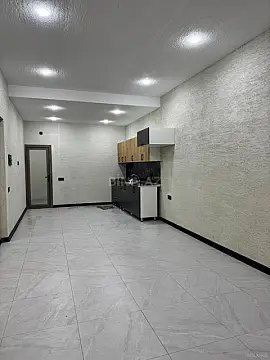 Satılır 4 otaqlı həyət evi 180 m²