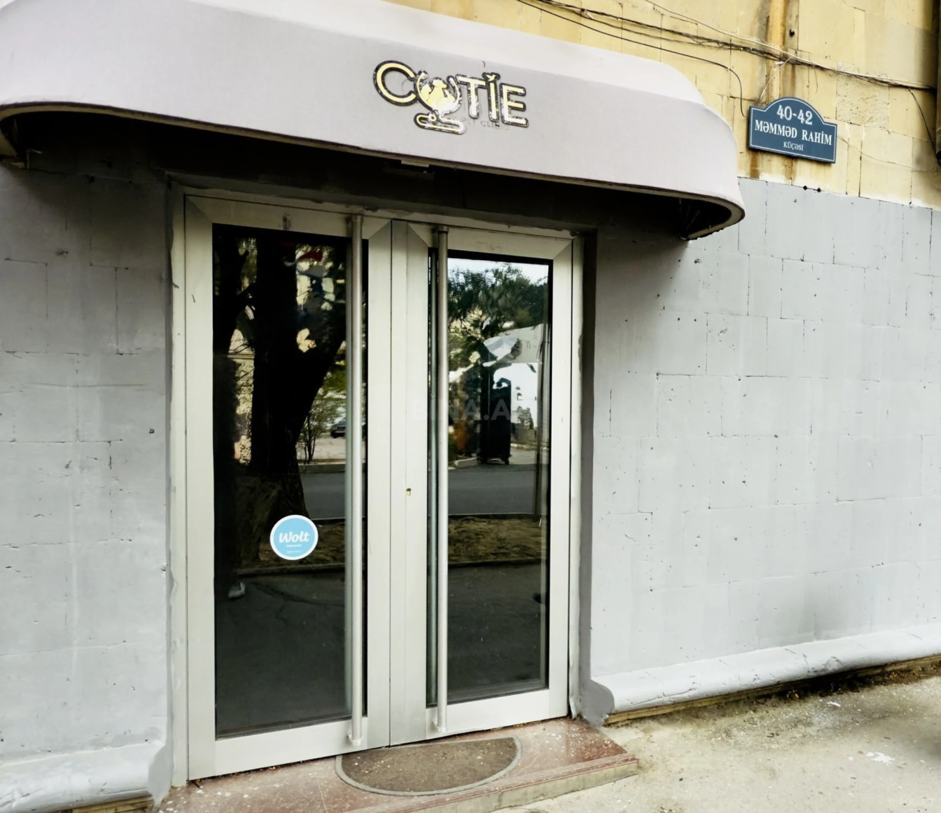 Satılır obyekt 100 m²