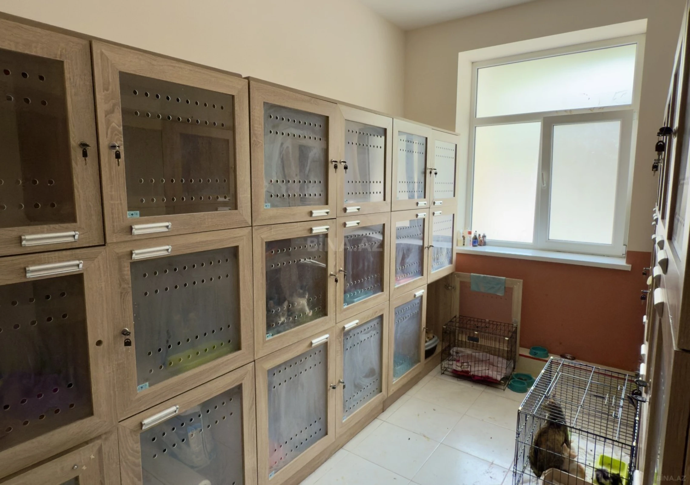 Satılır obyekt 100 m²