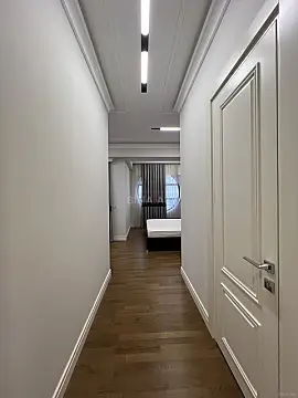 Satılır 4 otaqlı mənzil 258 m²