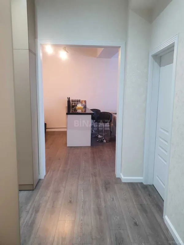 Kirayə verilir 3 otaqlı mənzil 110 m²