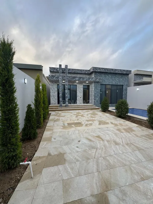 Satılır 4 otaqlı həyət evi 150 m²