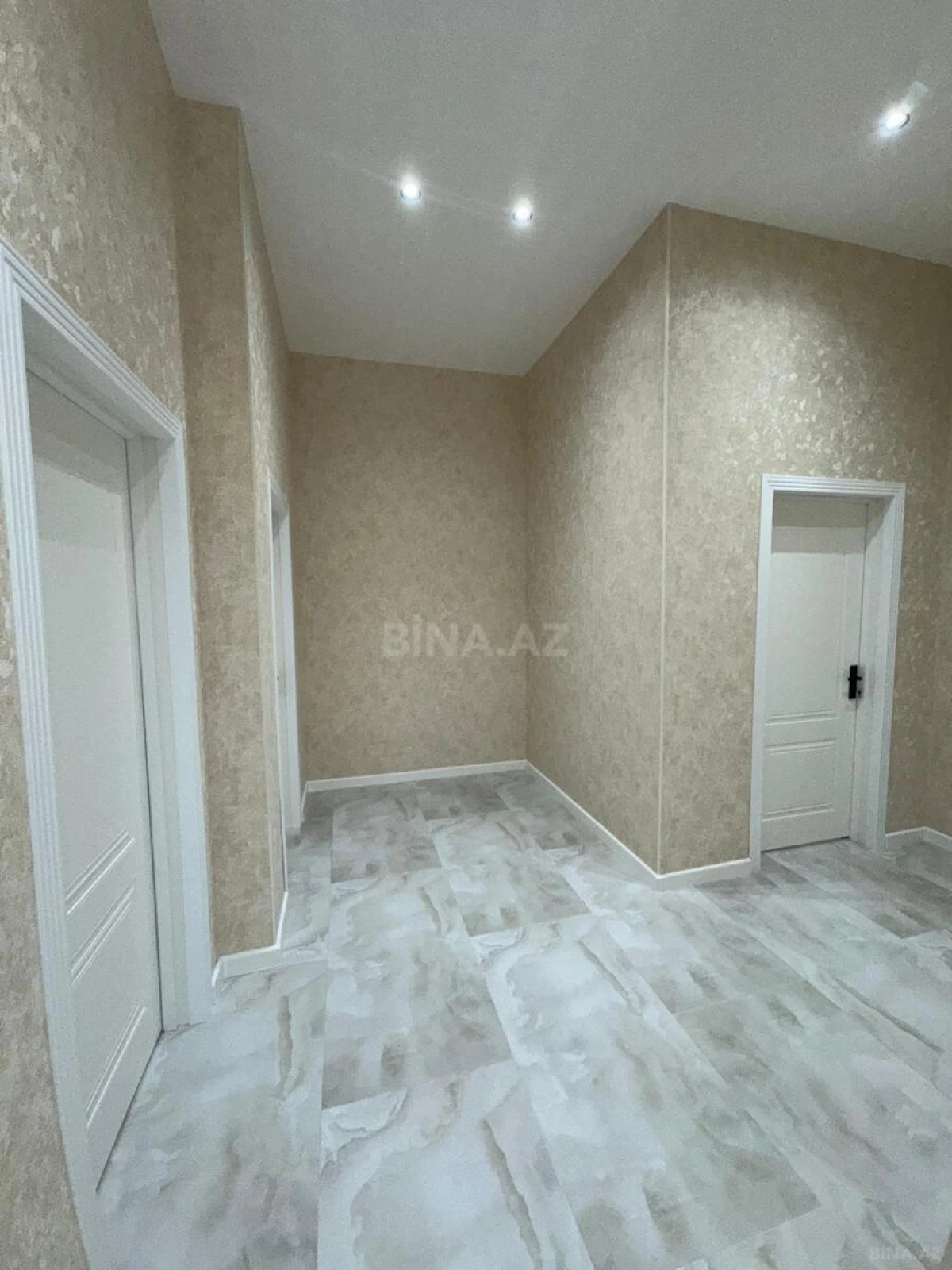 Satılır 4 otaqlı həyət evi 150 m²