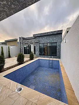 Satılır 4 otaqlı həyət evi 150 m²