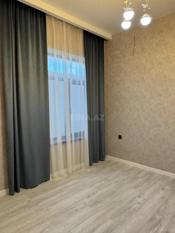 Satılır 4 otaqlı həyət evi 170 m²