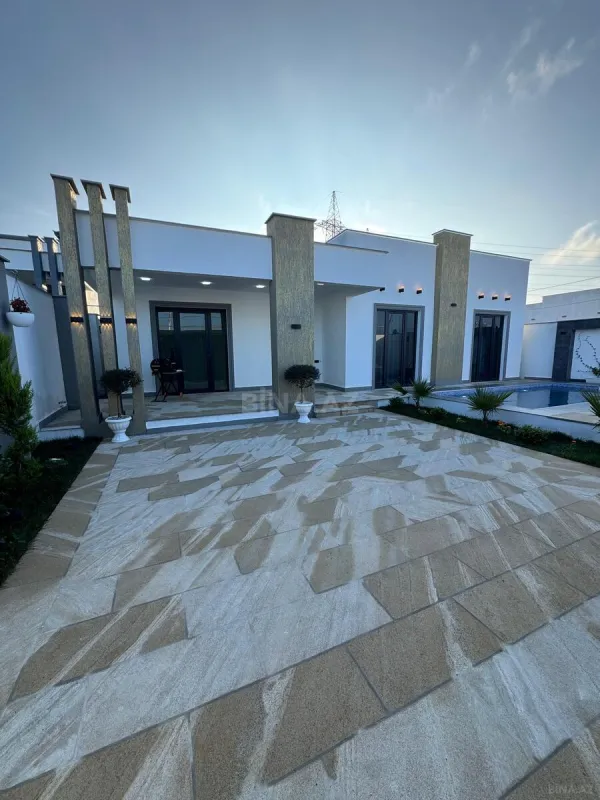 Satılır 4 otaqlı həyət evi 160 m²