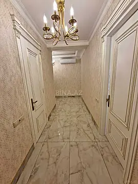 Satılır 2 otaqlı mənzil 79 m²