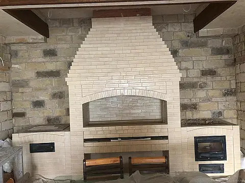 Satılır 8 otaqlı həyət evi 700 m²