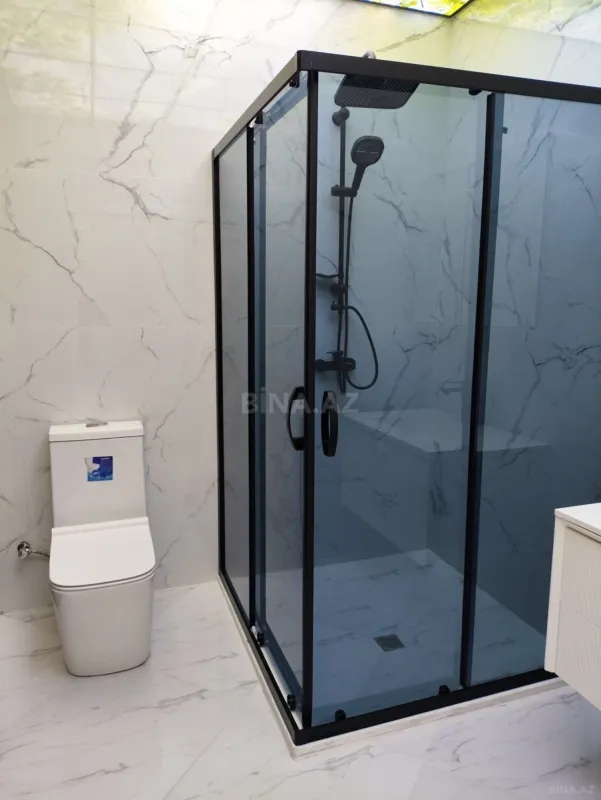 Satılır 4 otaqlı mənzil 155 m²