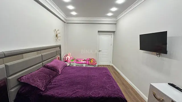 Satılır 2 otaqlı mənzil 95 m²