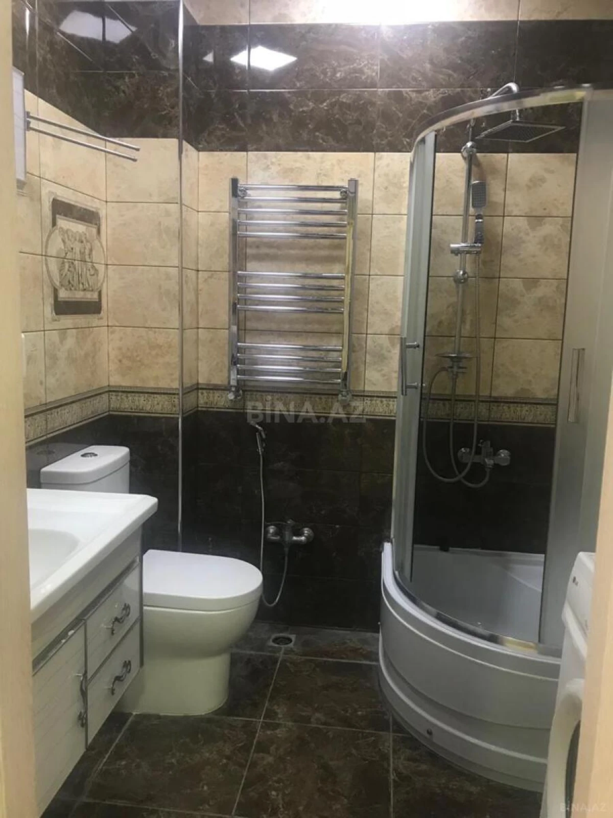 Satılır 2 otaqlı mənzil 68 m²