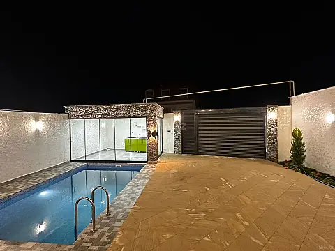 Satılır 4 otaqlı həyət evi 165 m²
