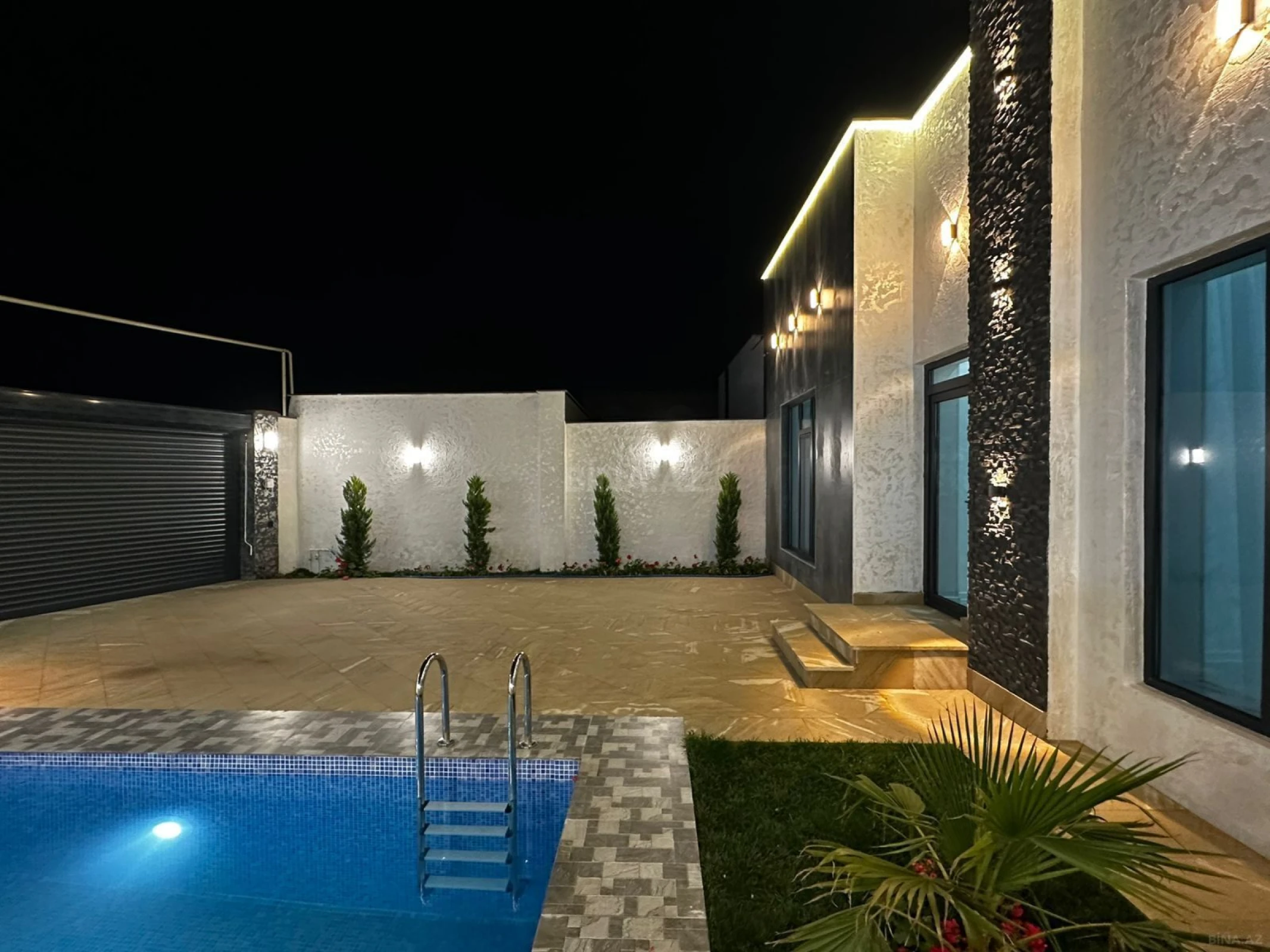 Satılır 4 otaqlı həyət evi 165 m²