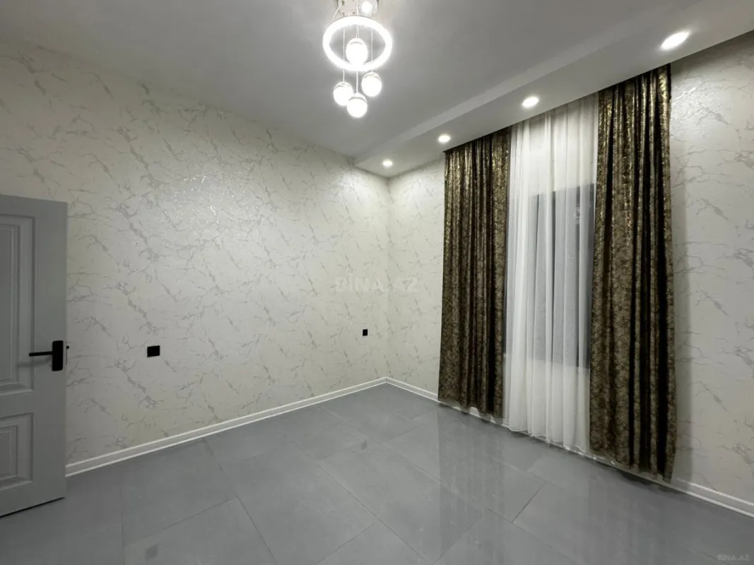 Satılır 4 otaqlı həyət evi 165 m²