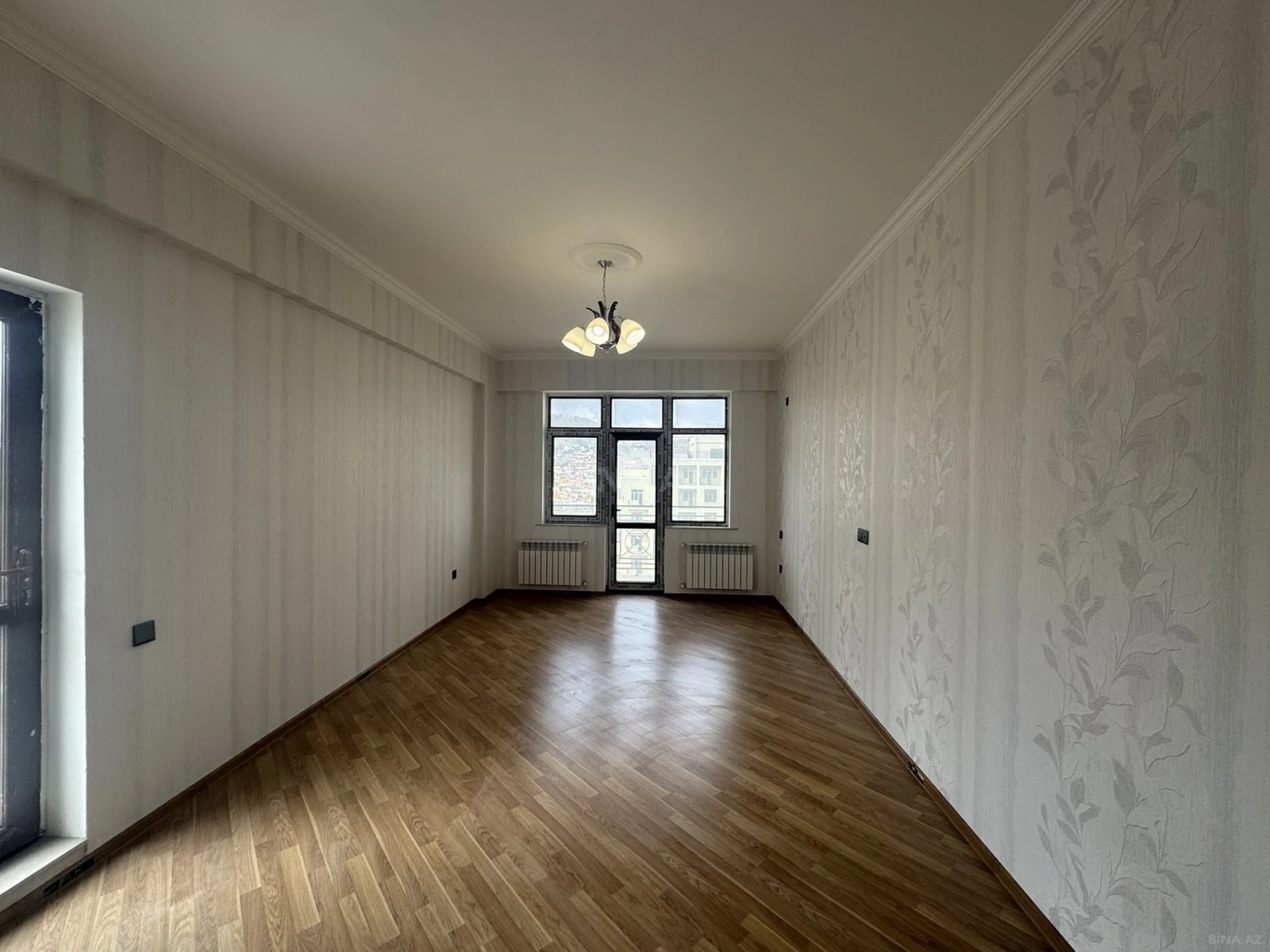 Kirayə verilir 1 otaqlı mənzil 75 m²