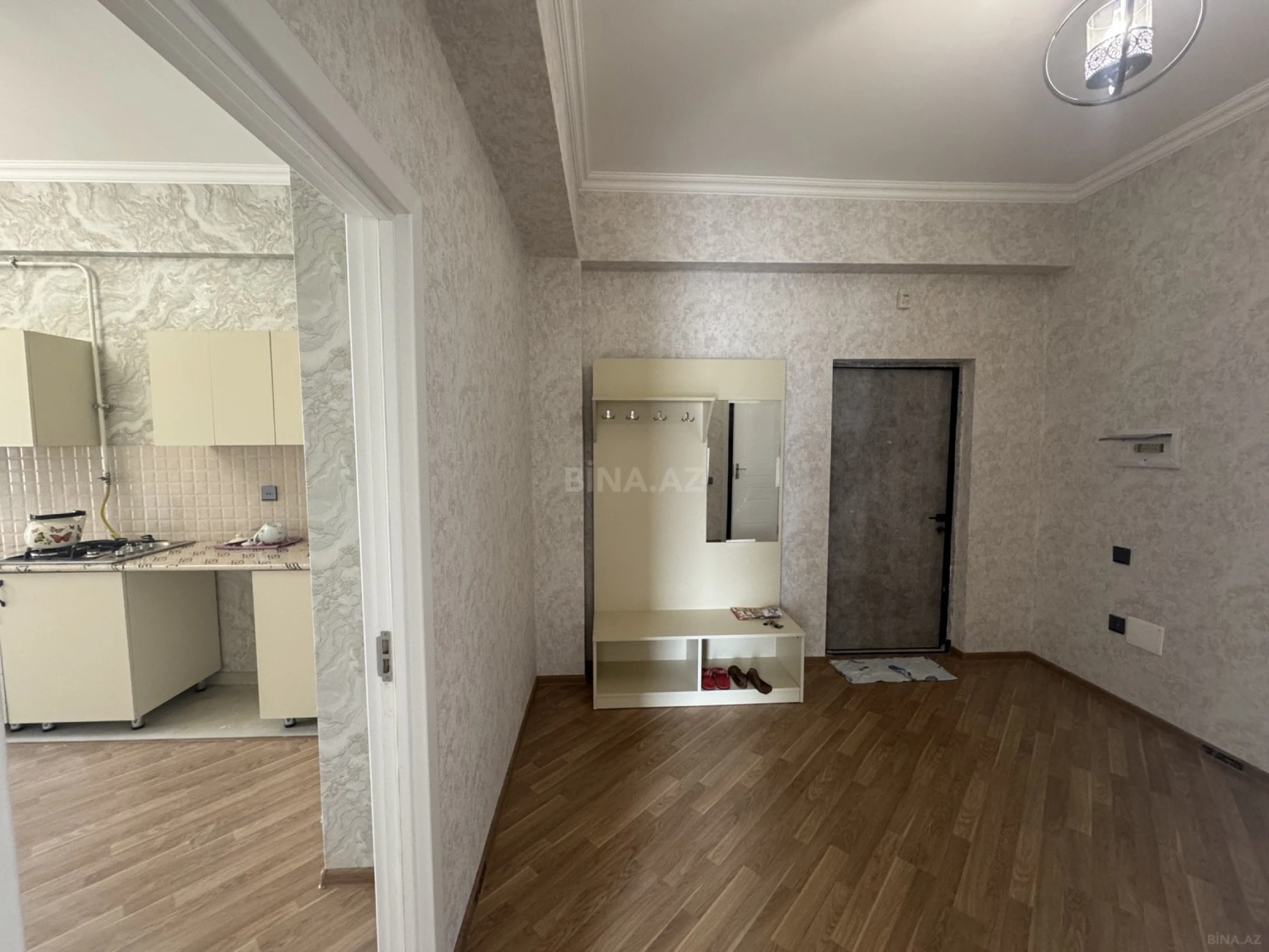 Kirayə verilir 1 otaqlı mənzil 75 m²