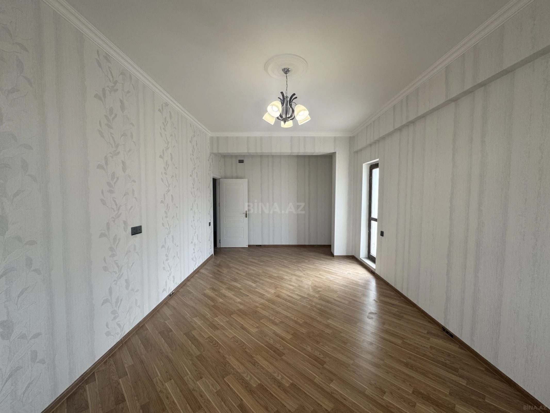 Kirayə verilir 1 otaqlı mənzil 75 m²