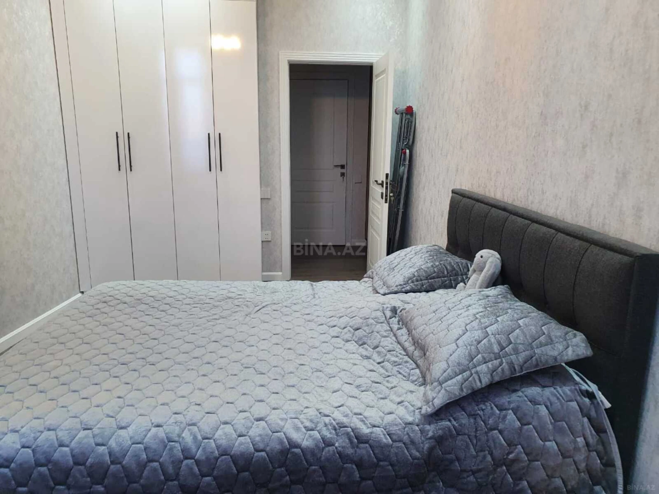 Kirayə verilir 3 otaqlı mənzil 100 m²