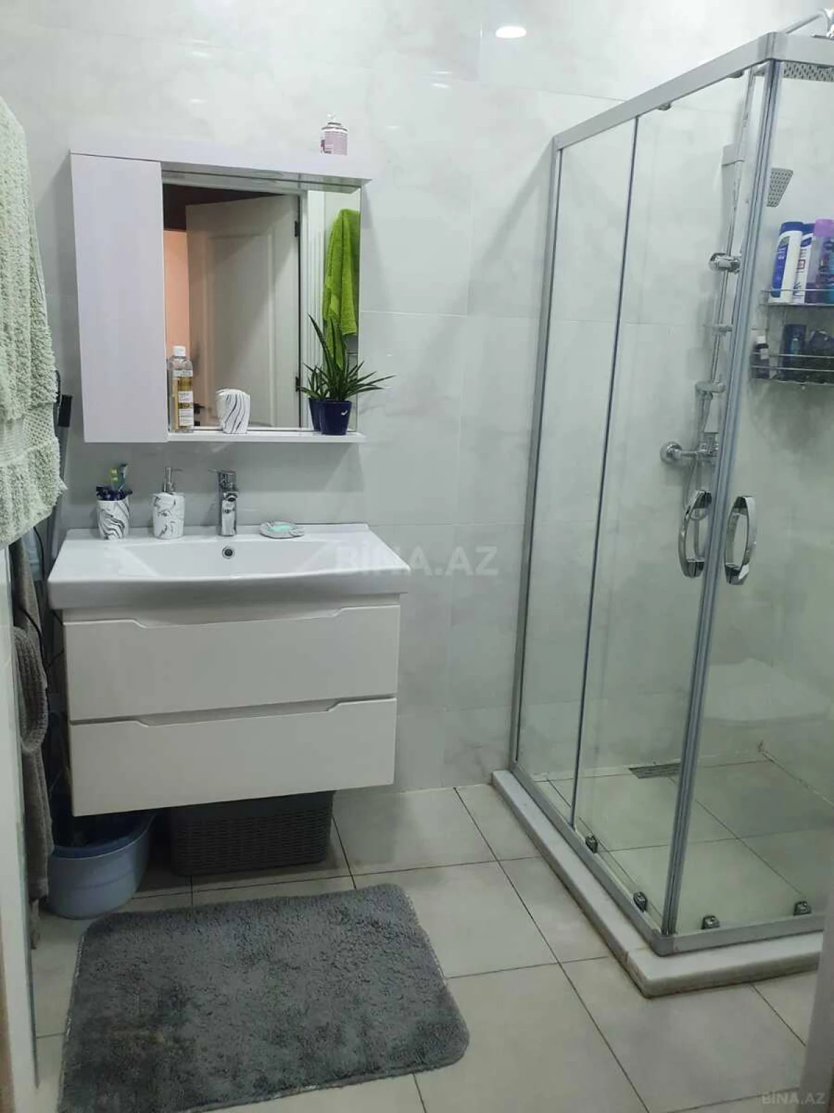 Kirayə verilir 3 otaqlı mənzil 100 m²