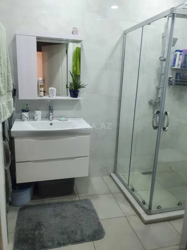 Kirayə verilir 3 otaqlı mənzil 100 m²