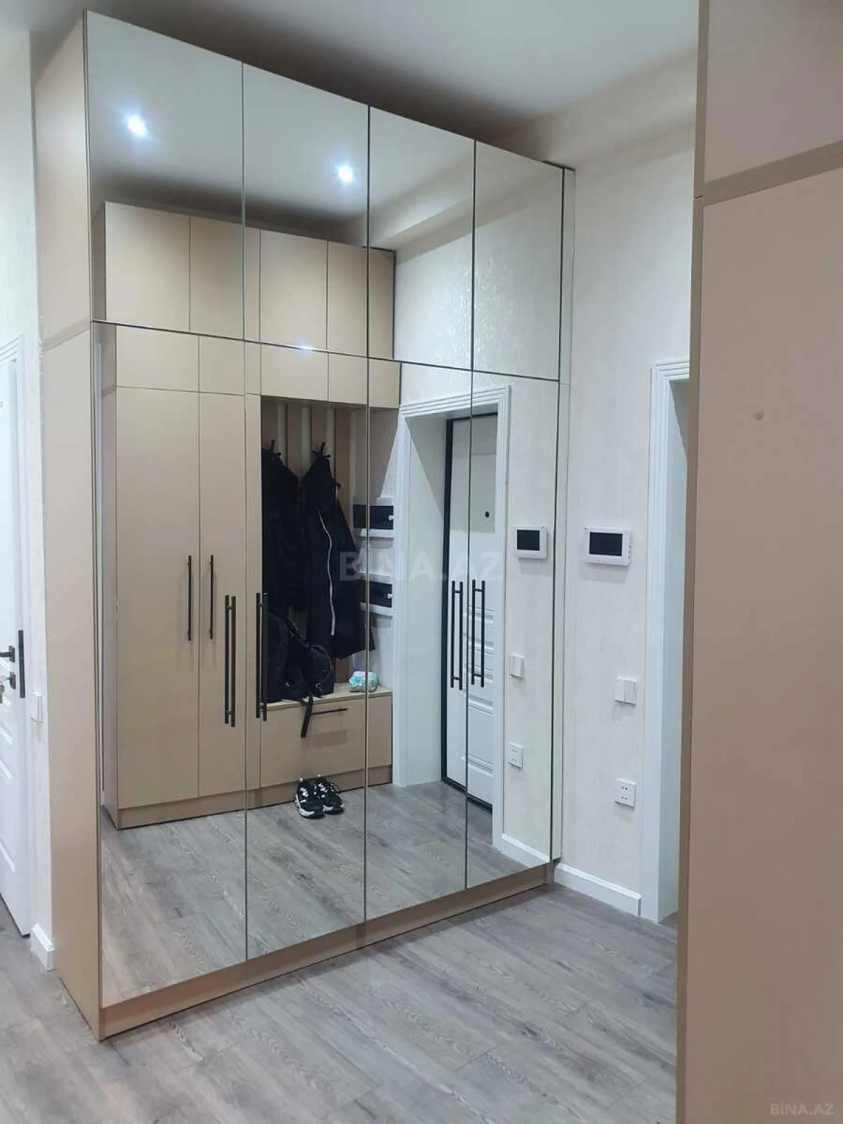 Kirayə verilir 3 otaqlı mənzil 100 m²