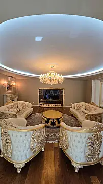 Satılır 5 otaqlı mənzil 500 m²