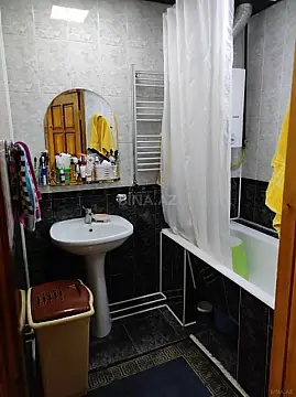 Satılır 4 otaqlı mənzil 115 m²