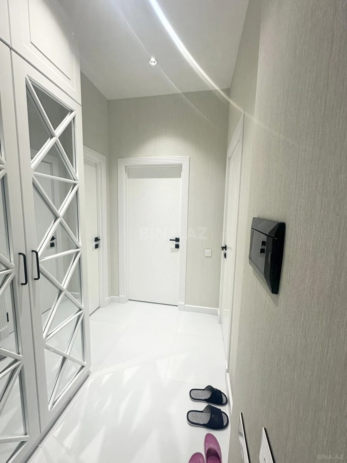 Kirayə verilir 2 otaqlı mənzil 60 m²