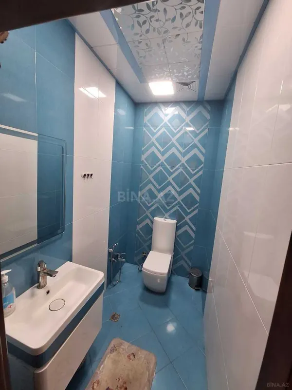 Satılır 4 otaqlı mənzil 250 m²
