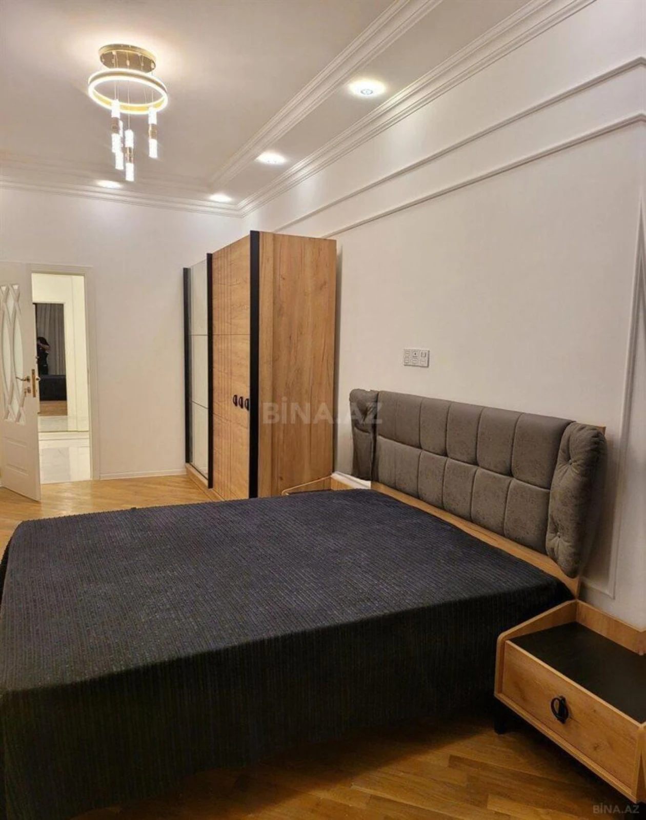 Satılır 2 otaqlı mənzil 85 m²