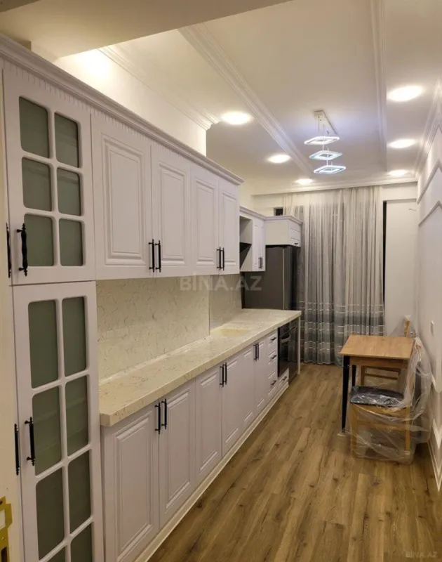 Satılır 2 otaqlı mənzil 85 m²