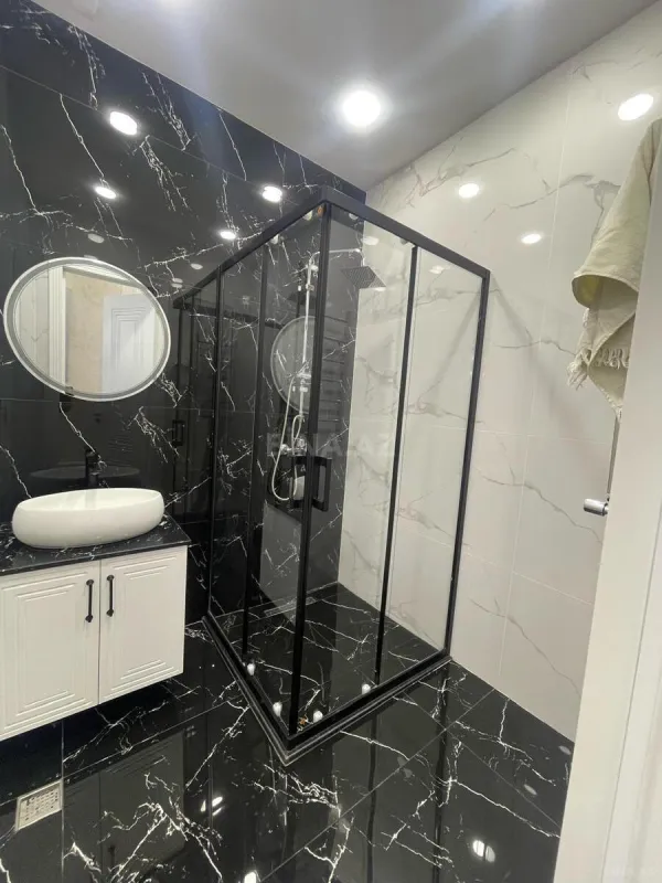 Satılır 3 otaqlı mənzil 105 m²