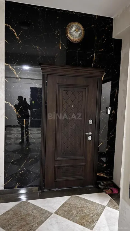 Satılır 3 otaqlı mənzil 105 m²