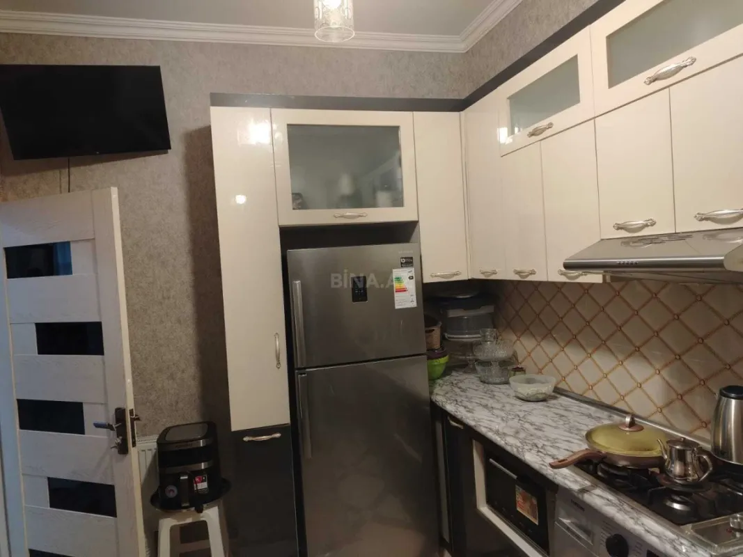 Satılır 3 otaqlı mənzil 105 m²