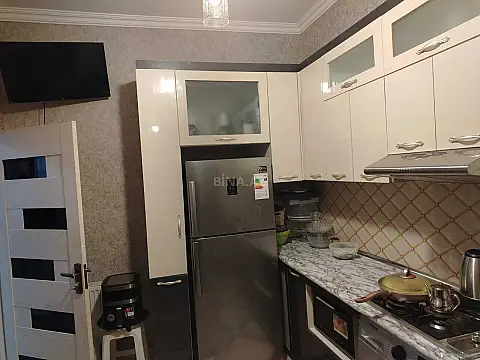 Satılır 3 otaqlı mənzil 105 m²