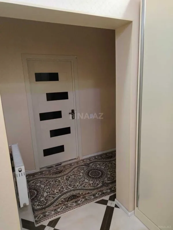 Satılır 3 otaqlı mənzil 105 m²