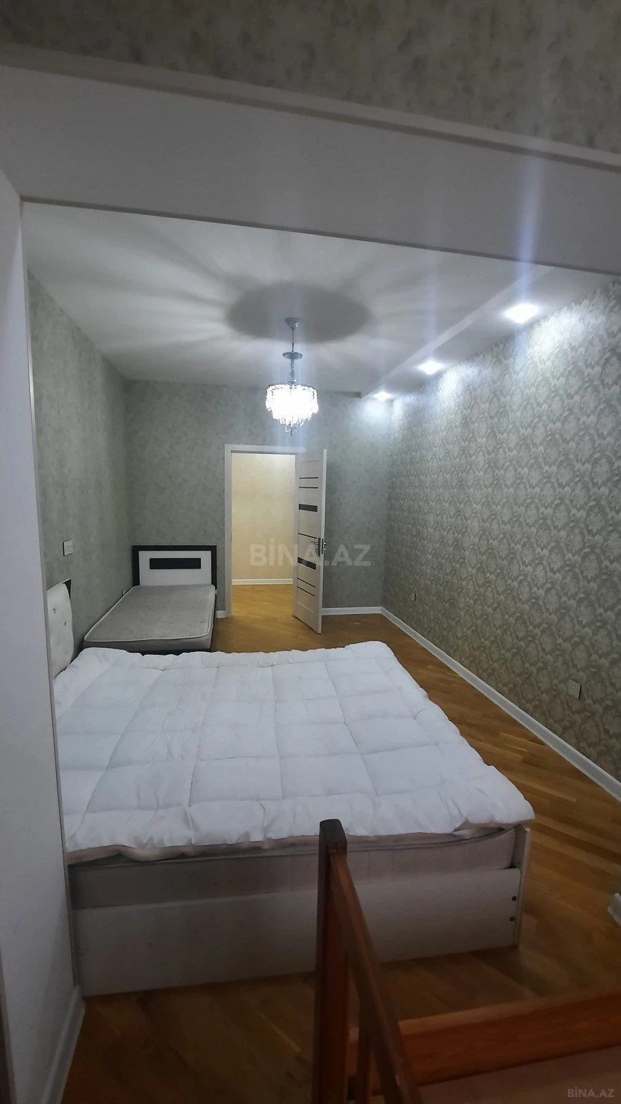 Kirayə verilir 2 otaqlı mənzil 65 m²