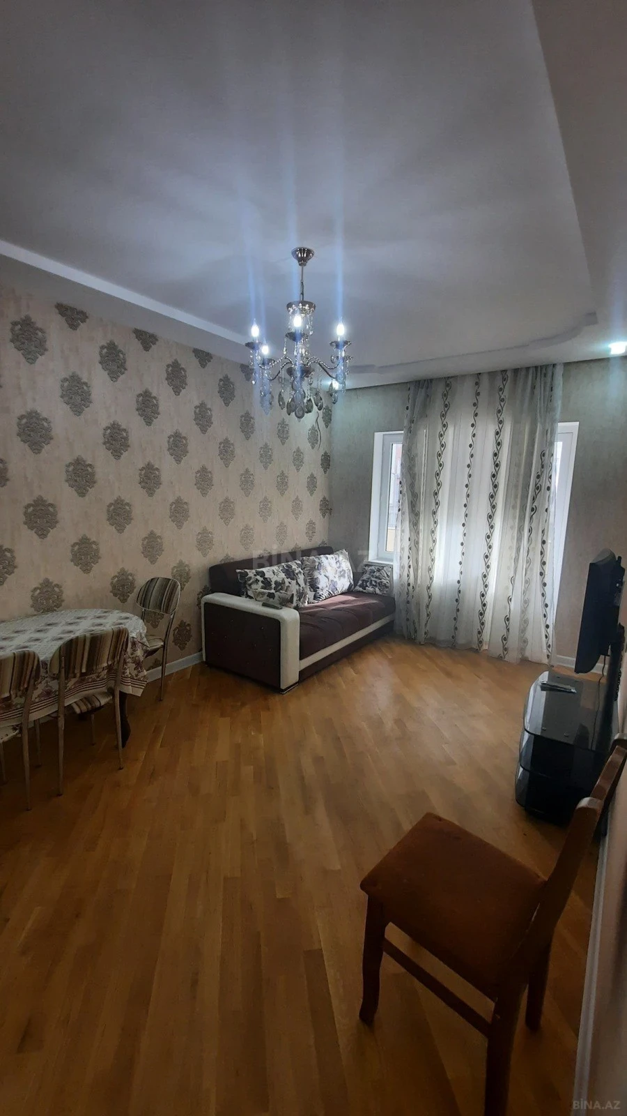 Kirayə verilir 2 otaqlı mənzil 65 m²