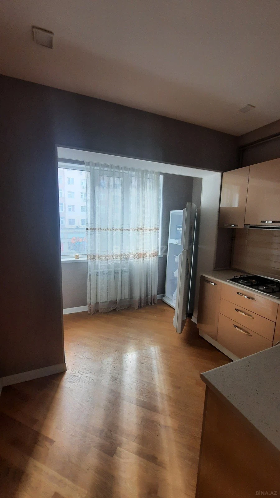 Kirayə verilir 2 otaqlı mənzil 65 m²