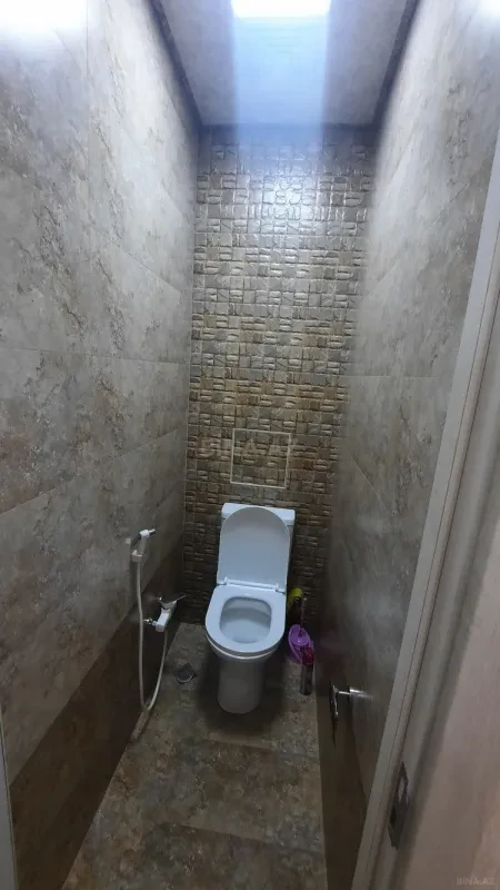 Kirayə verilir 2 otaqlı mənzil 65 m²