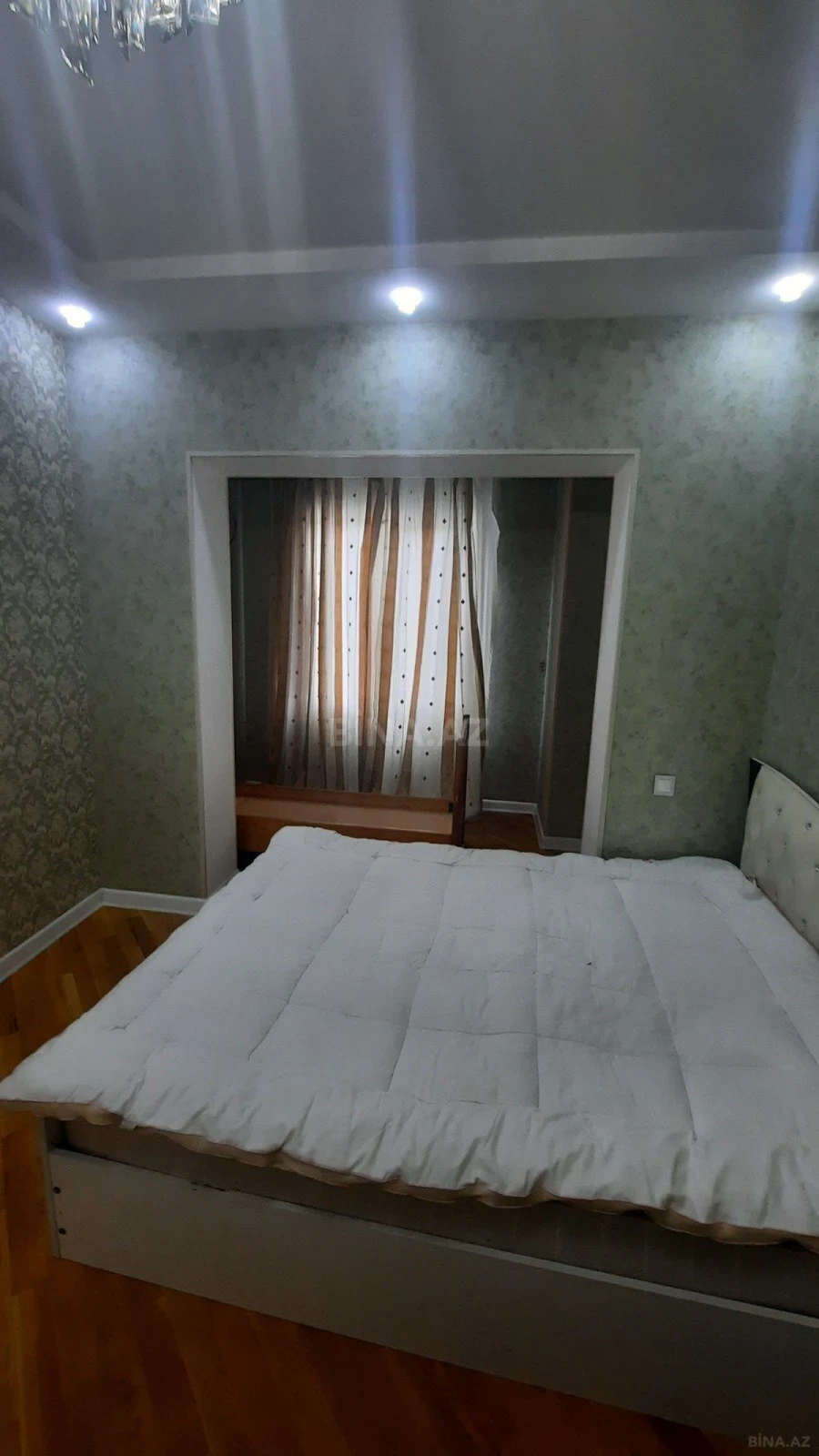 Kirayə verilir 2 otaqlı mənzil 65 m²