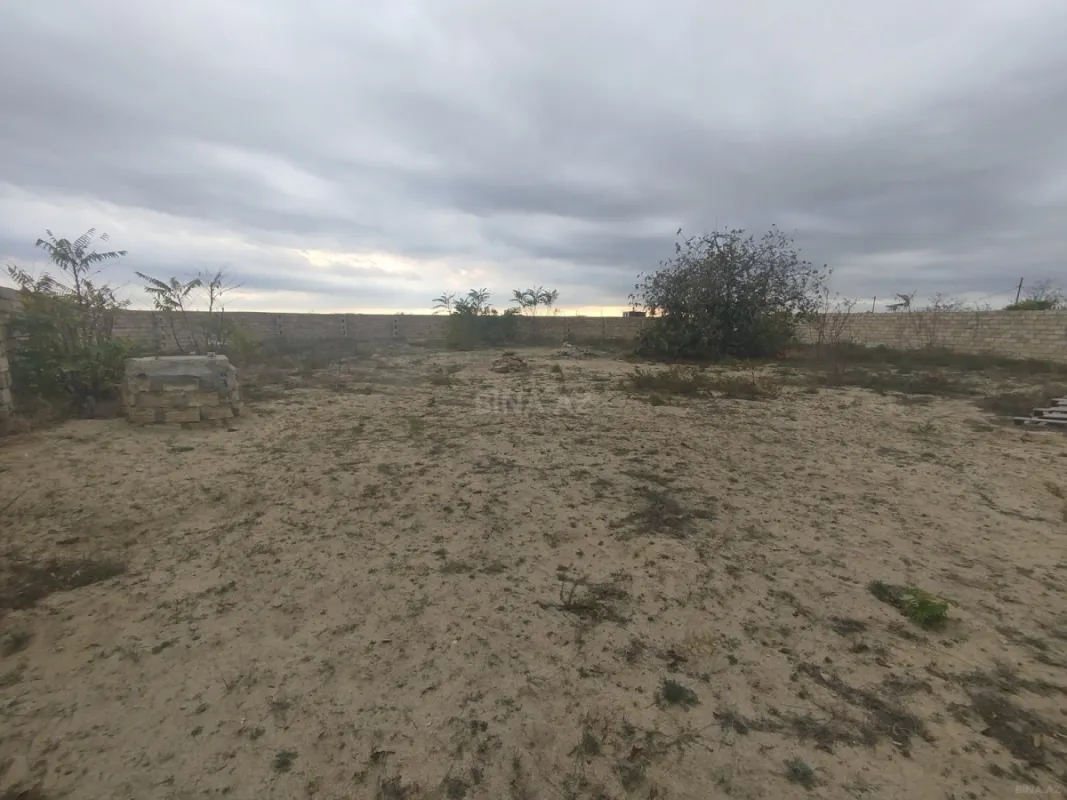 Satılır torpaq sahəsi 12 m²