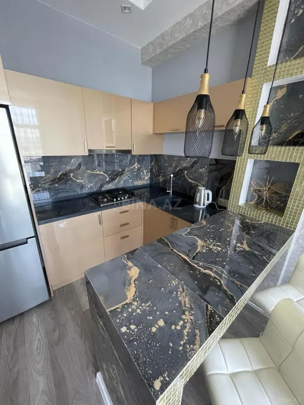 Kirayə verilir 2 otaqlı mənzil 60 m²