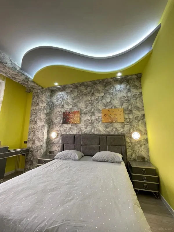 Kirayə verilir 2 otaqlı mənzil 60 m²