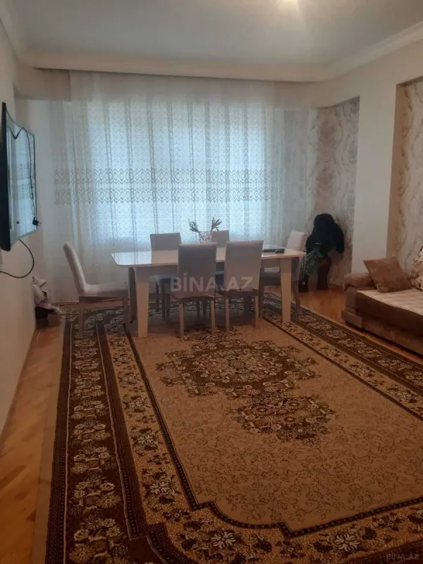Satılır 2 otaqlı mənzil 90 m²