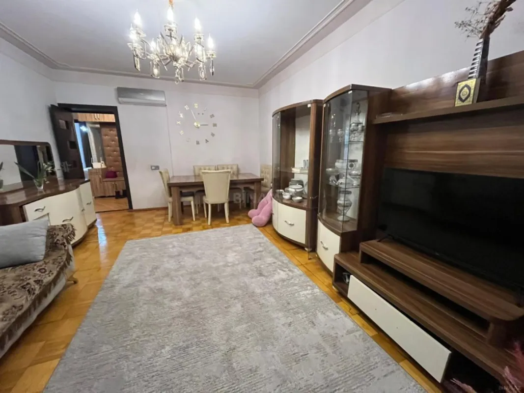 Satılır 3 otaqlı mənzil 70 m²