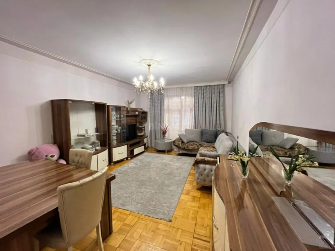 Satılır 3 otaqlı mənzil 70 m²