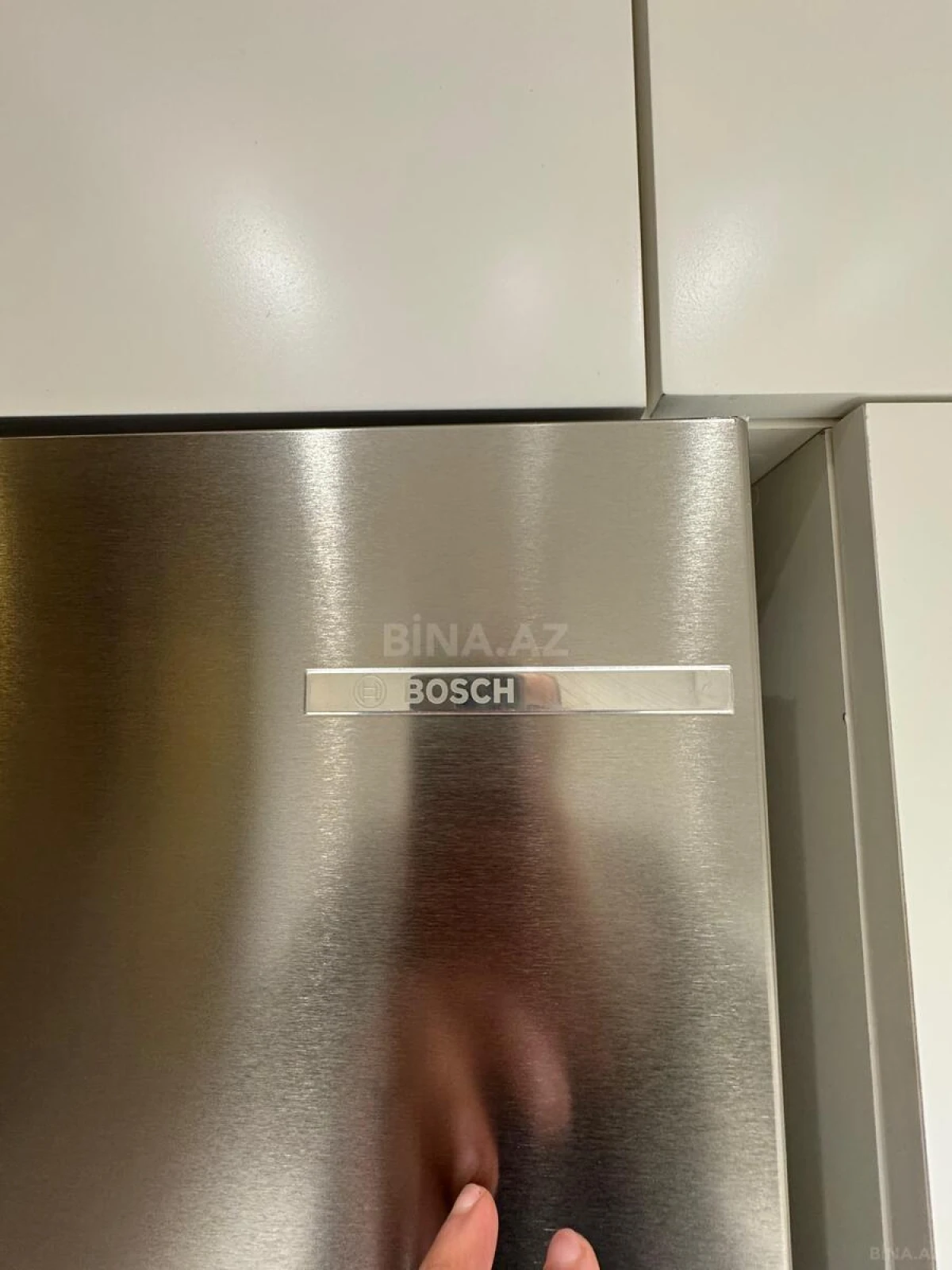 Satılır 4 otaqlı mənzil 130 m²